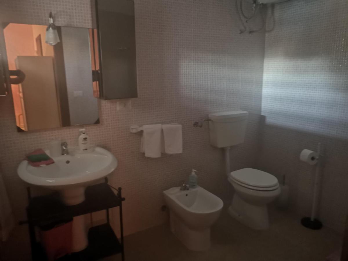 B&B Angolo Magico Parabita Luaran gambar