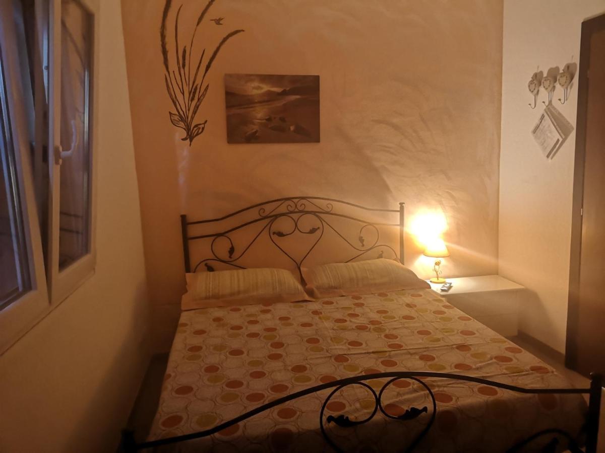 B&B Angolo Magico Parabita Luaran gambar