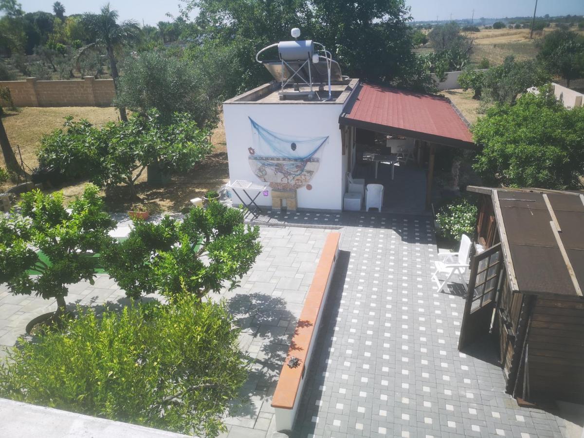 B&B Angolo Magico Parabita Luaran gambar