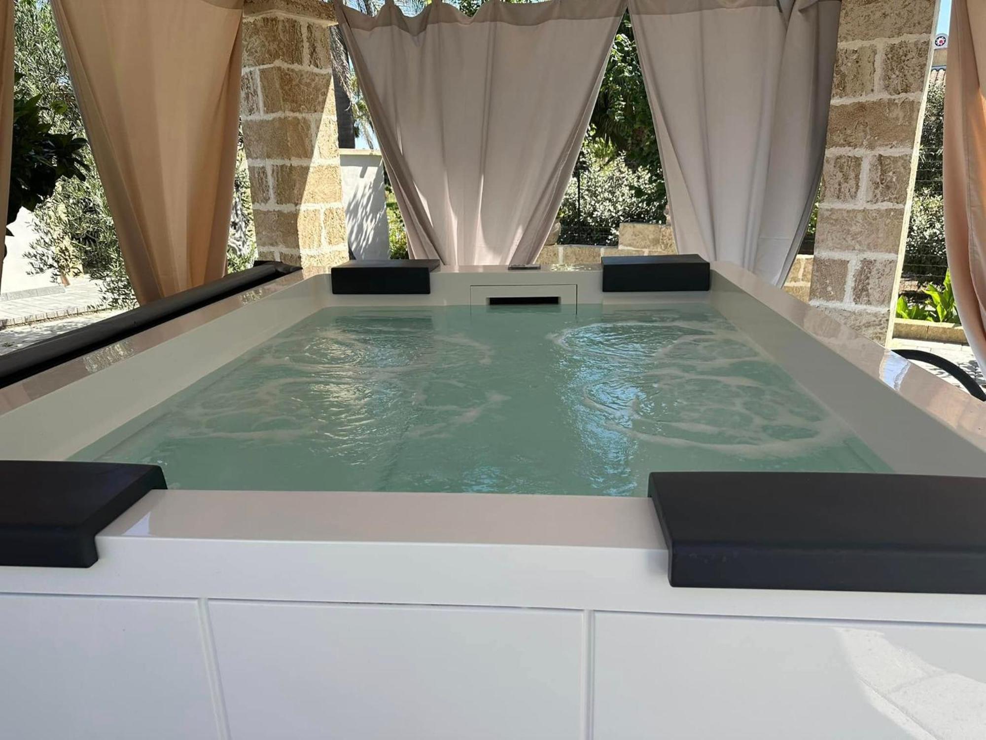 B&B Angolo Magico Parabita Luaran gambar