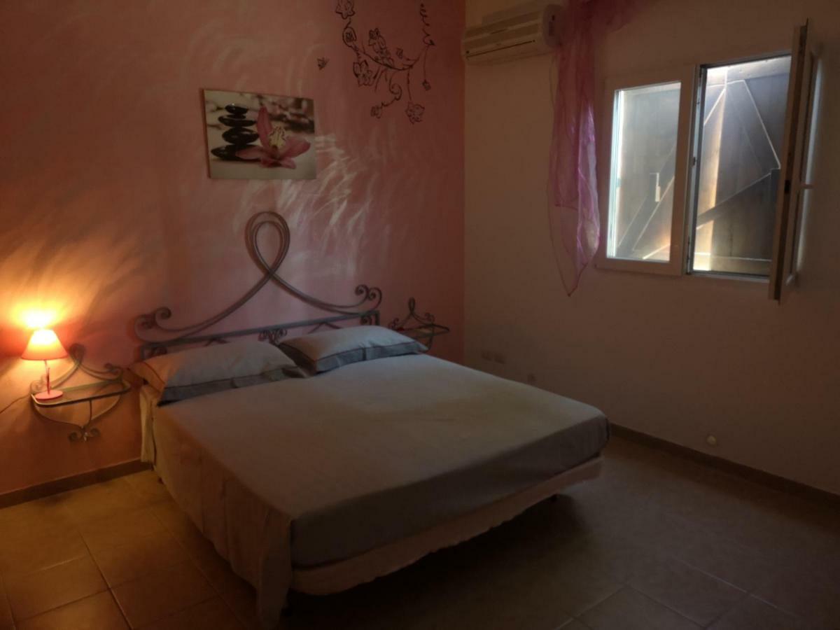 B&B Angolo Magico Parabita Luaran gambar